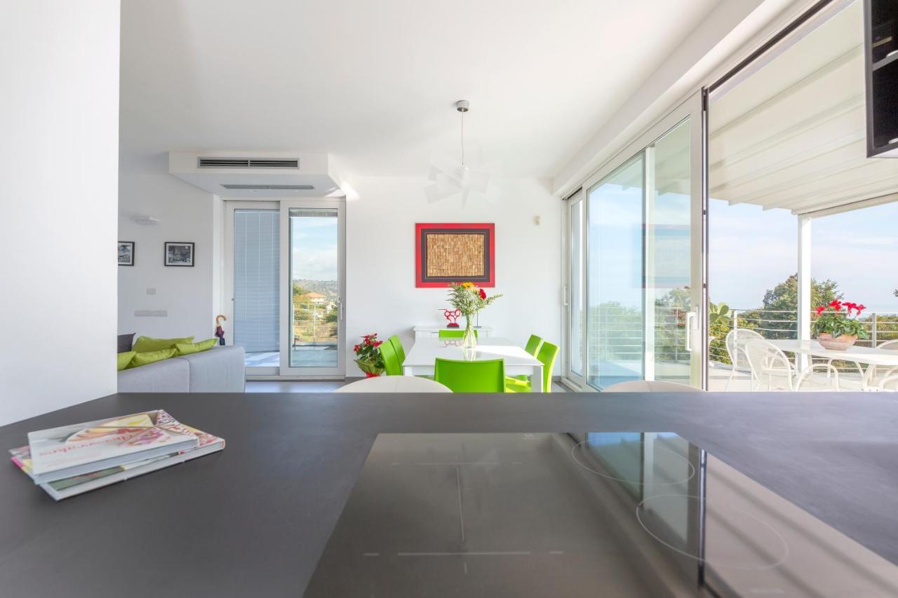 Design Villa In 皮耶迪蒙泰埃特内奥 外观 照片