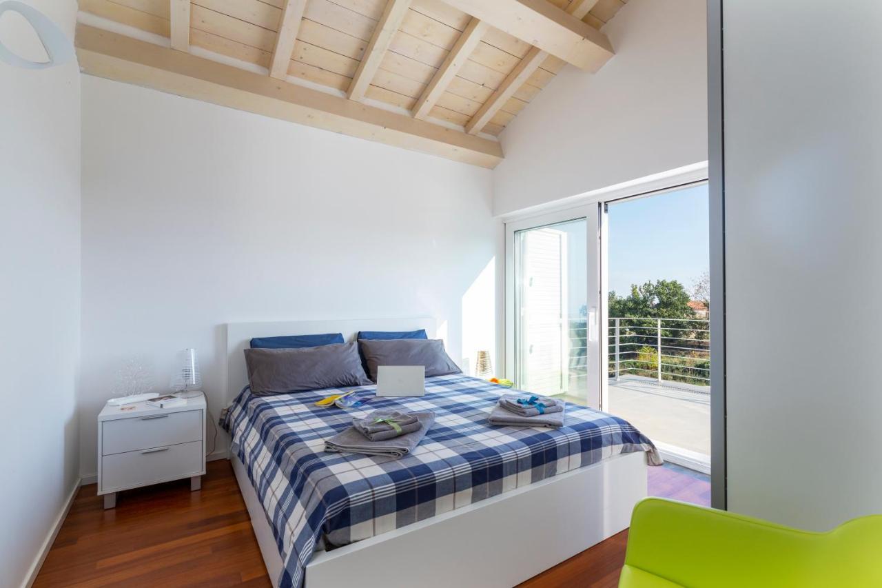 Design Villa In 皮耶迪蒙泰埃特内奥 外观 照片