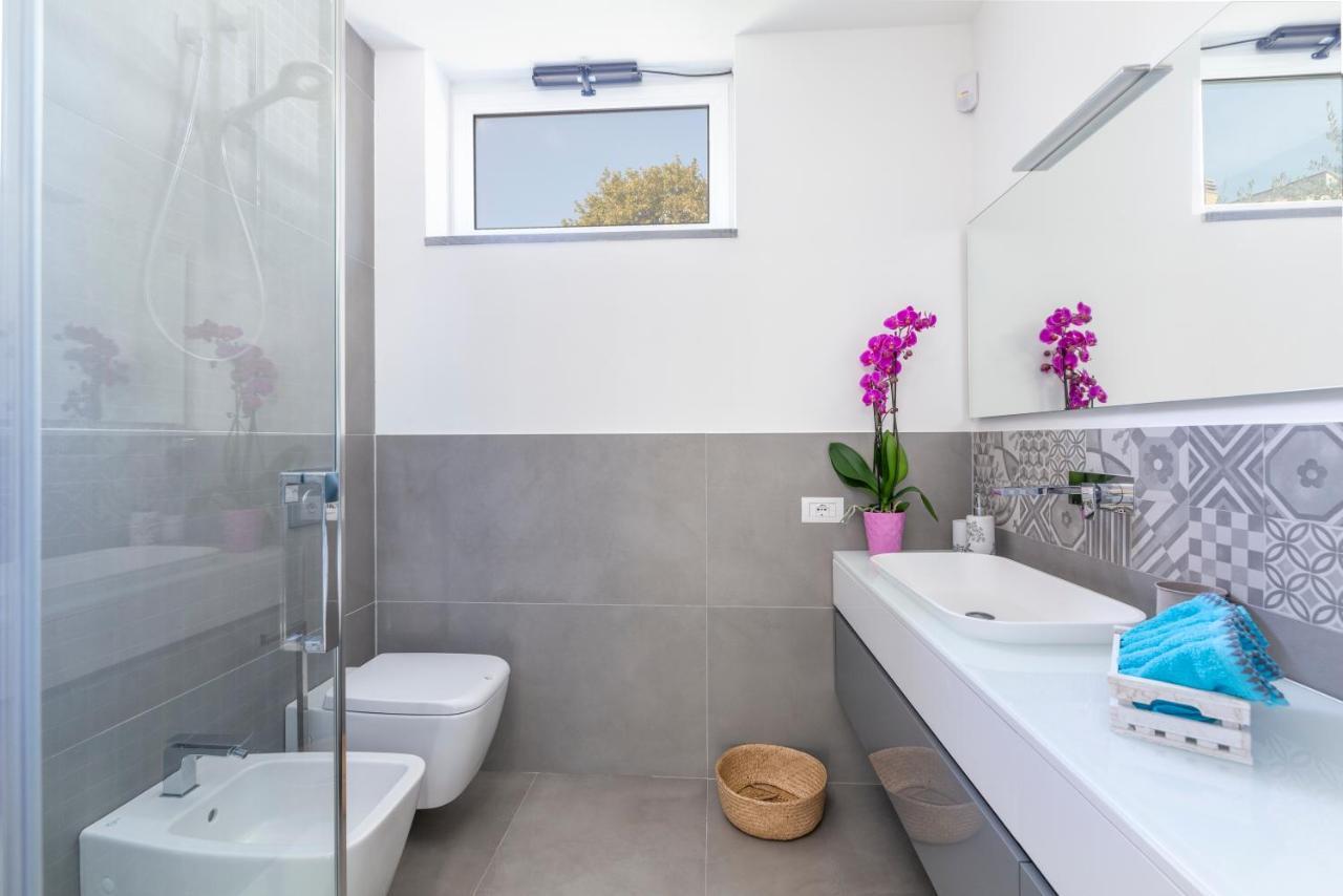 Design Villa In 皮耶迪蒙泰埃特内奥 外观 照片